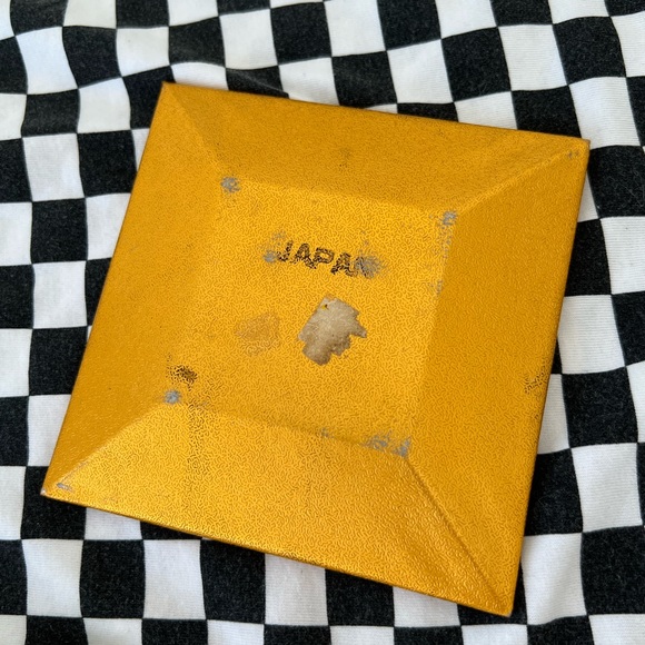 Vintage Japan Catch-all / ring dish, vanity decor, retro decor - Picture 7 of 16